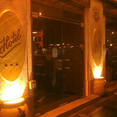 Hotel City Swing Budapest Luaran gambar