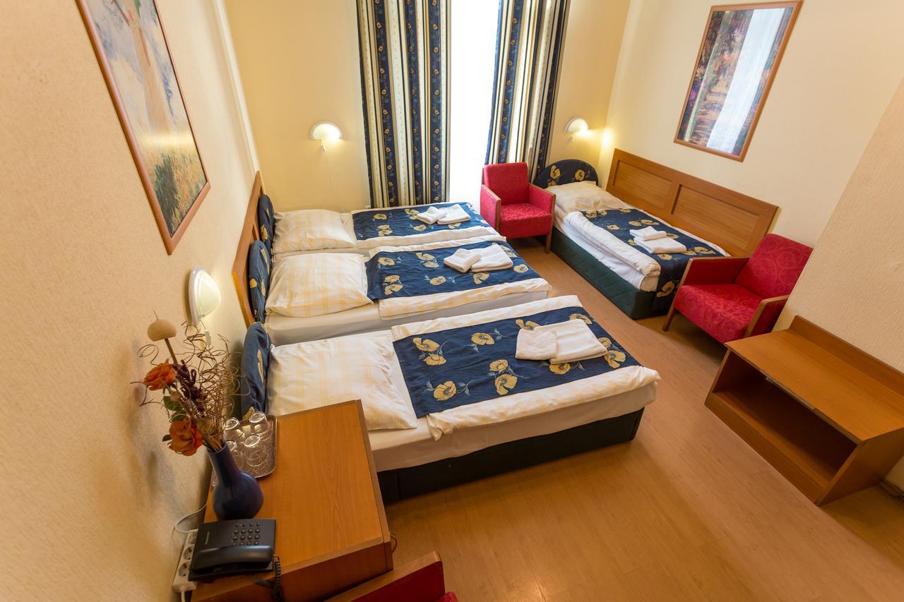 Hotel City Swing Budapest Luaran gambar