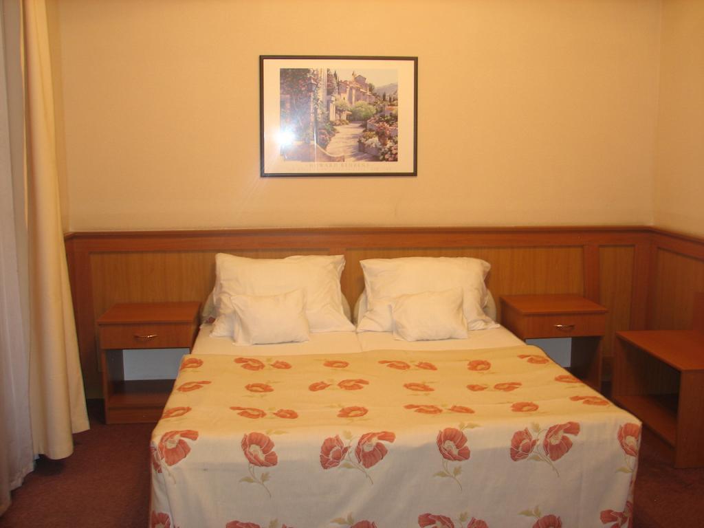 Hotel City Swing Budapest Luaran gambar