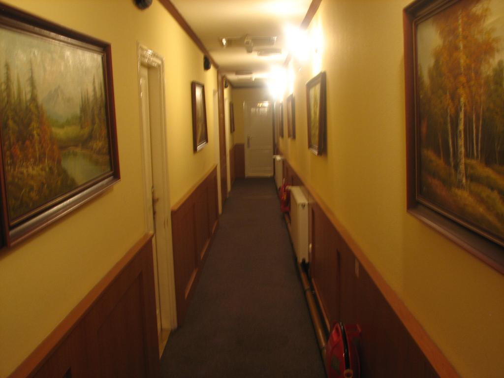 Hotel City Swing Budapest Luaran gambar